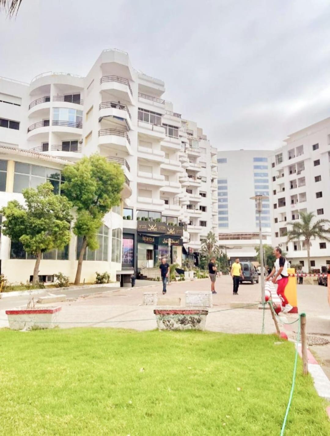 Cozy Flat With Sea View Apartment Tangier Exterior photo